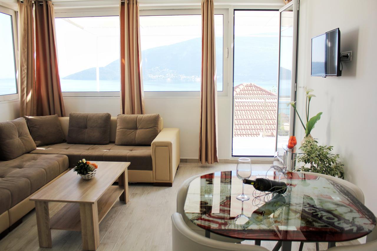 JK apartmani Herceg Novi Eksteriør billede