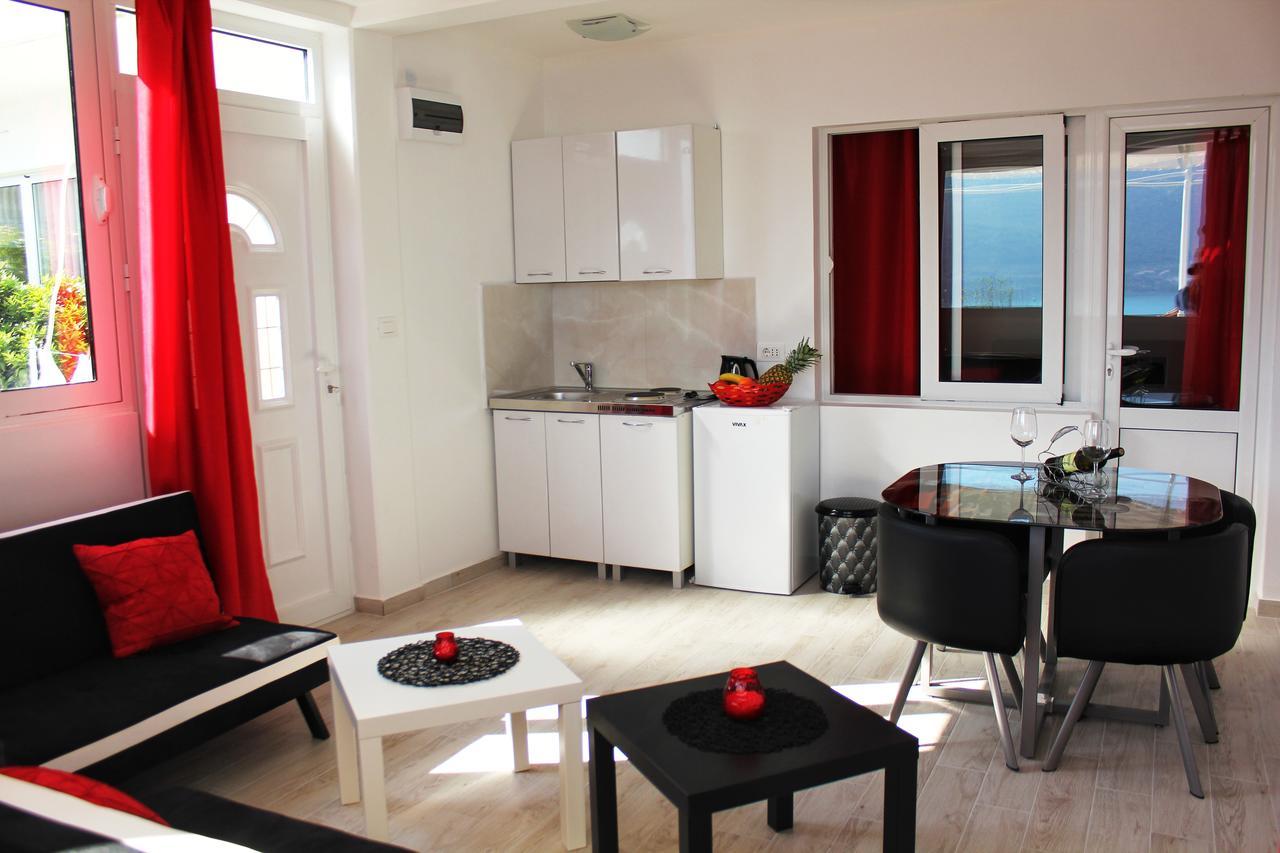 JK apartmani Herceg Novi Eksteriør billede